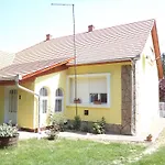 Dom wakacyjny - Balaton 18099 Balatonberény