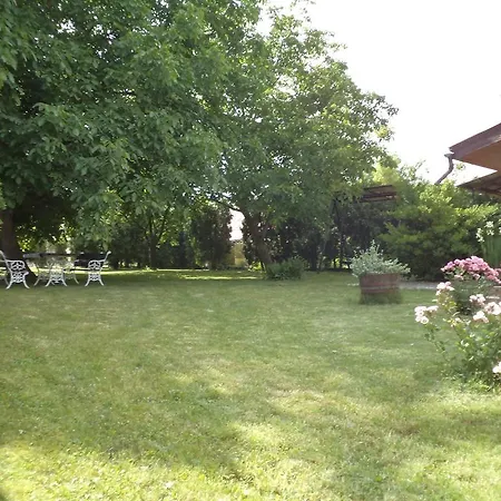 Holiday Home Balatonbereny - Balaton 18099 * Balatonberény
